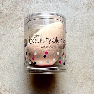 Beautyblender Makeup Sponge‎
